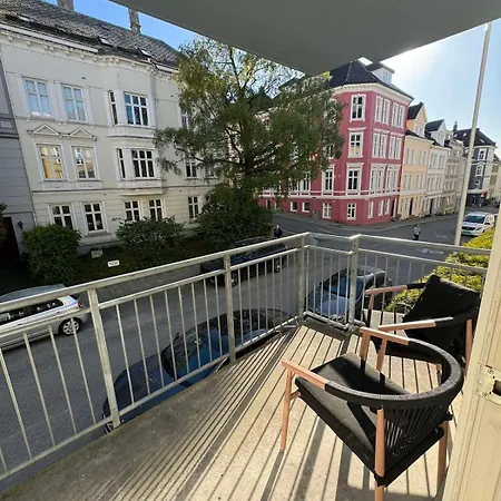 Lägenhet Moderne Sted I Sentrum *